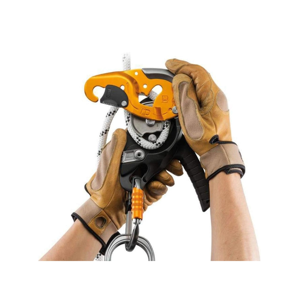 self-braking descender with anti panic function​